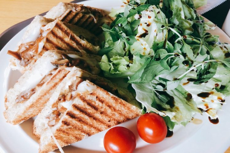 Cinq idées de sandwich pour un brunch ?