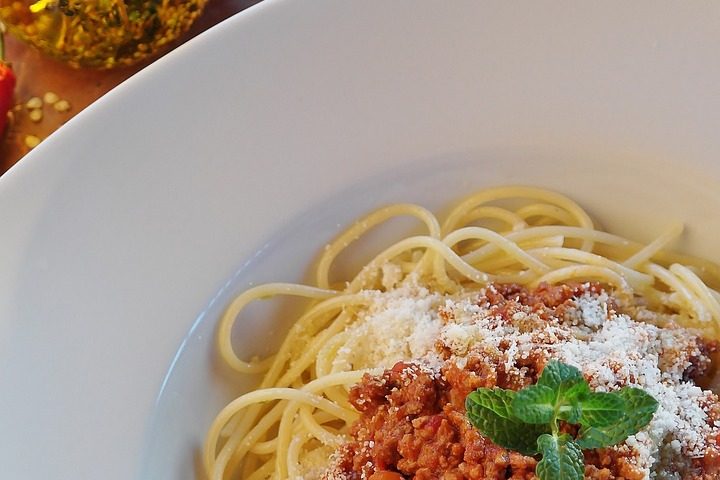 Comment faire une sauce bolognaise maison ?