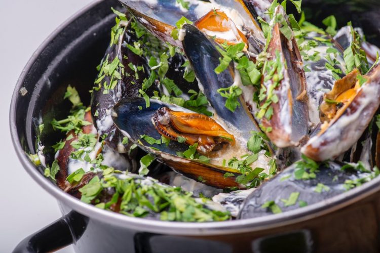 Salade d’huîtres : une entrée aux saveurs iodées