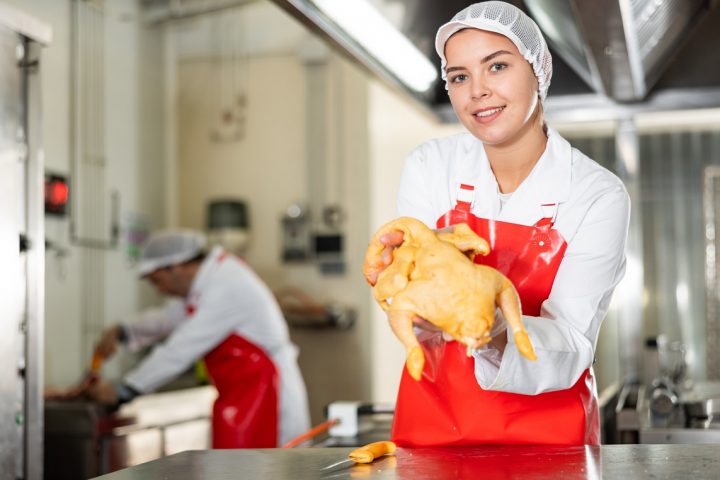 Comment réussir la cuisson parfaite du poulet dans le carry ?