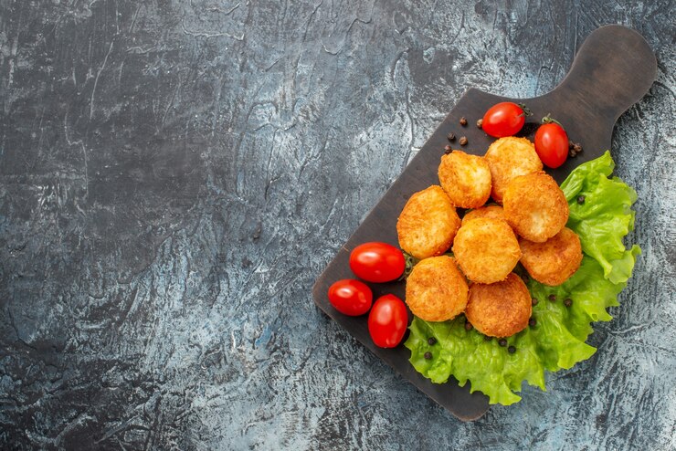 Croquettes de pommes de terre et de viande hachée : une entrée chaude consistante et réconfortante