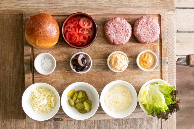 Les ingrédients indispensables pour des burgers gourmets