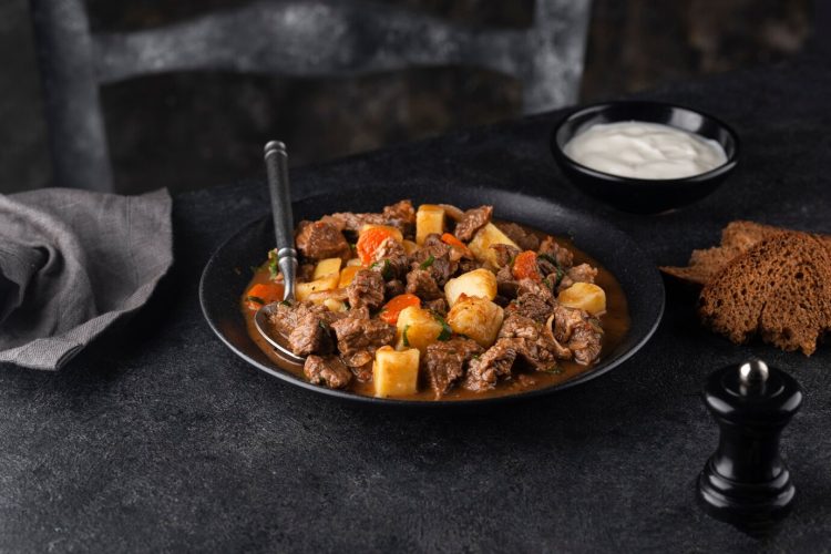 Découvrez la recette traditionnelle du boeuf bourguignon pour un plat savoureux