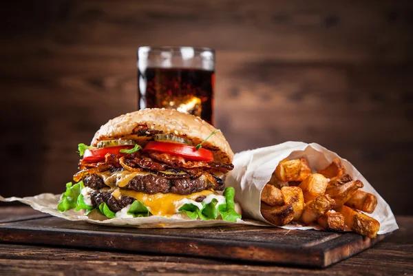 Comment préparer un burger fait maison savoureux ?